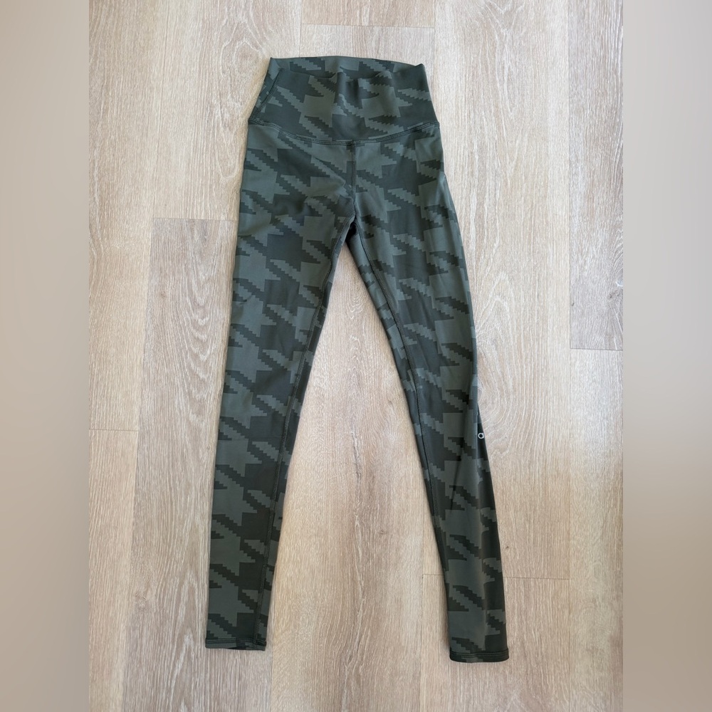 Alo Yoga Houndstooth Airbrush Leggings